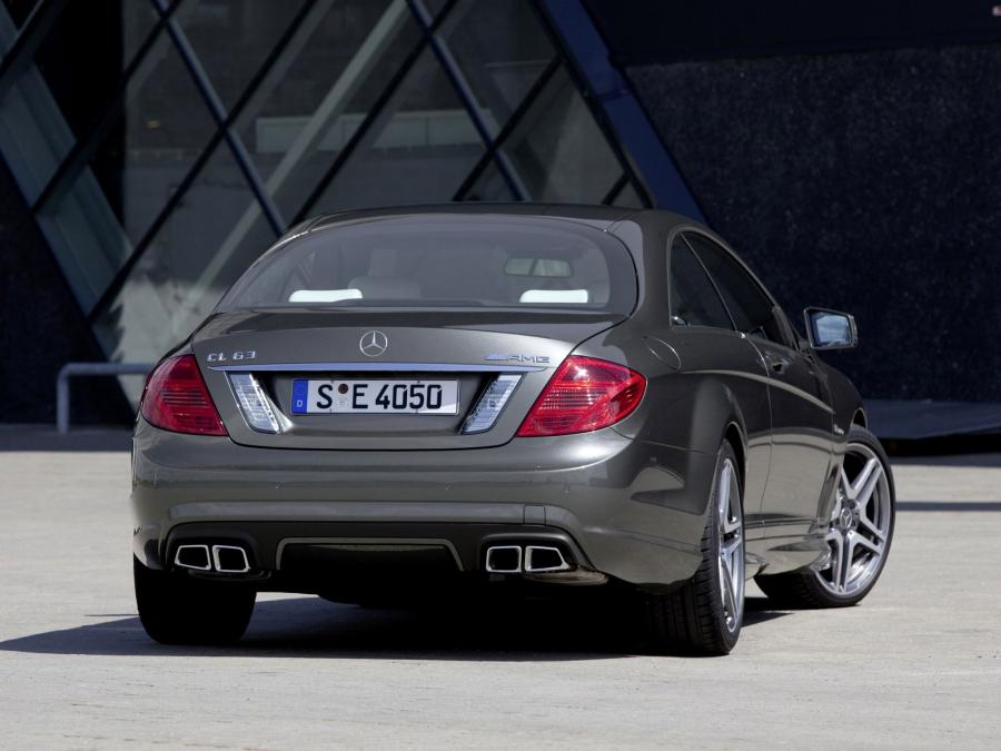 Mercedes-Benz CL63 AMG 2010 года  (фото 19 из 45)